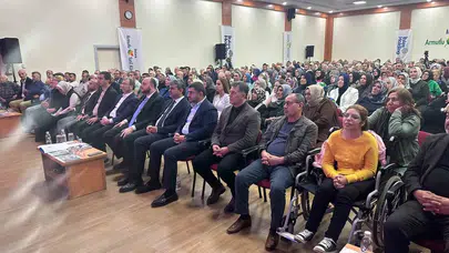 AK Parti'de net tavır: Makam gözetmeksizin yanlış yapanın kapı dışarı edileceği mesajı verildi