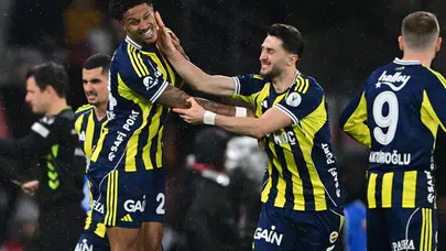 Fenerbahçe’de ayrılık rüzgarları: İtalyan devi kesenin ağzını açtı