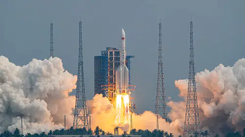 Çin Yeni İletişim Teknolojisi Test Uydusunu Uzaya Fırlattı