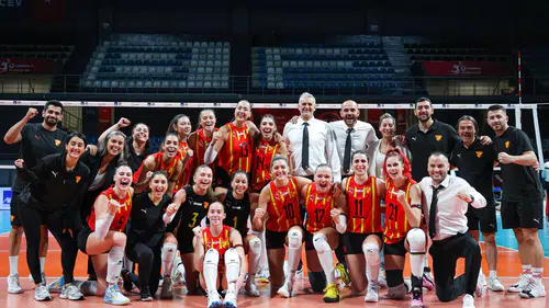 Göztepe'de dev randevu: Biletler tükendi, gözler şampiyon Vakıfbank'ta