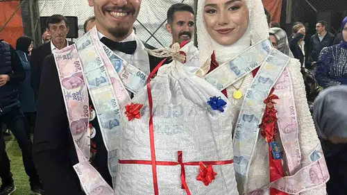 Giresun'daki düğünde altın devri kapandı mı? Takı töreninde şaşırtan manzara