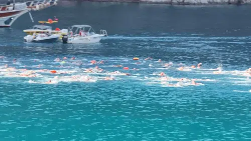 Mavi sularda dev buluşma: Bin 600 yüzücü Fethiye'nin eşsiz rotasında birleşti