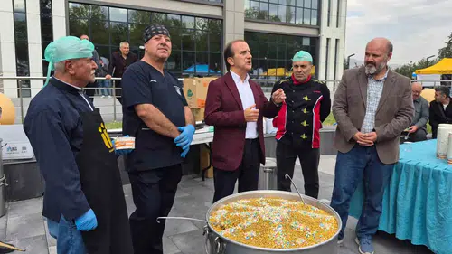 Üniversite kampüsünde unutulmaya yüz tutan lezzet şöleni: Hedik geleneği yeniden canlandı