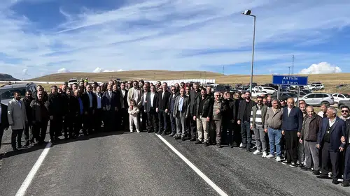 Sahara Geçidi'nde çile bitmiyor: Ardahan ve Artvin tek ses oldu