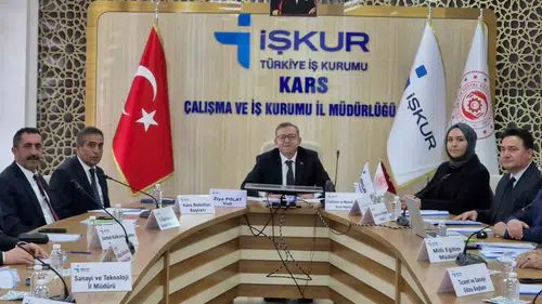 Kars'ta Geleceğin İş Gücü İçin Kritik Hamle: Bilişim Teknolojileri Okullara Giriyor
