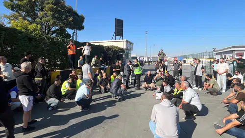 Kapıkule'de direksiyon başında isyan: TIR şoförlerinden 5 saatlik sessiz çığlık
