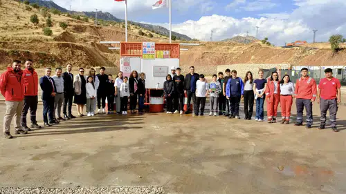 Sınıf sıralarından petrol sahalarına: İstanbul'dan Şırnak'a uzanan keşif yolculuğu