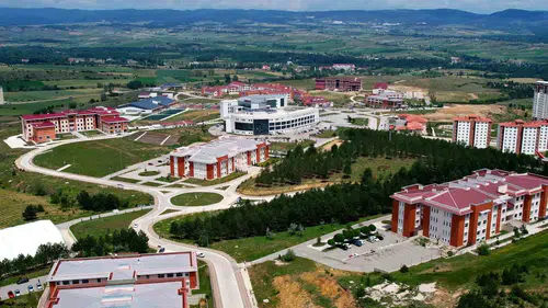 Kastamonu Üniversitesi'nden dev başarı: İklim krizine karşı genç beyinler sahneye çıktı