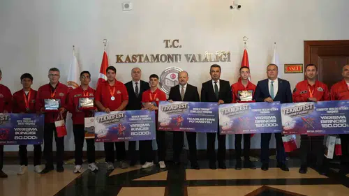 Kastamonu'nun Genç Mucitleri TEKNOFEST'ten Zaferle Döndü: Vali Dallı'dan Büyük Övgü