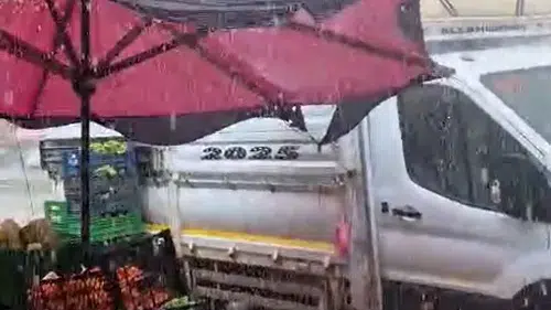 Sivas'ta gökyüzü bir anda karardı: 20 dakikalık kabus şehri felç etti