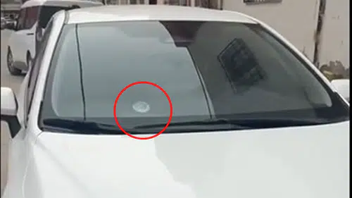 Kızıltepe'de park halindeki araca isabet eden mermi paniğe yol açtı
