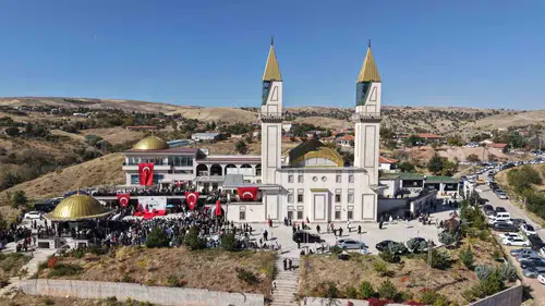 Kırıkkale’de vefa dolu bir gün: İslami Değerler Külliyesi’nde üçlü açılış heyecanı