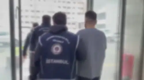 Fatih'teki sahte kimlik atölyesine polis baskını: İki kişi cezaevine gönderildi