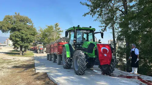 Burdur'da şeker pancarı mesaisi: Binlerce ton ürün fabrikaya akacak