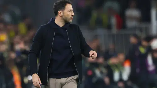 Fenerbahçe'de deprem etkisi: Derbi mağlubiyeti sonrası fatura kesildi