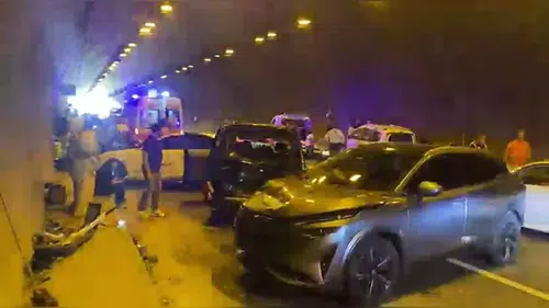 Osmaniye Taşoluk Tüneli'nde zincirleme trafik kazası