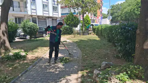 Efeler Belediyesi parkları yaza hazırlıyor
