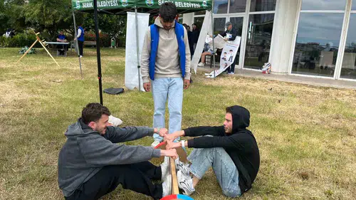 Akdeniz Üniversitesi öğrencilerinden 5 saatlik dijital oruç