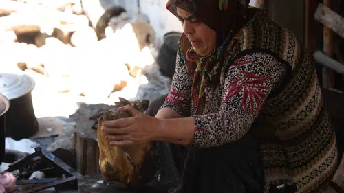 Adanalı kadınlar kurban geleneğini kazanca dönüştürdü