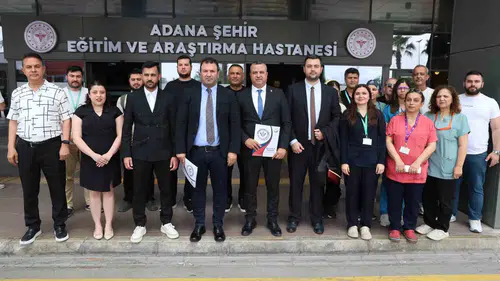 Adana'da sağlık çalışanlarının imzaları taklit edilerek sendika değiştirildi