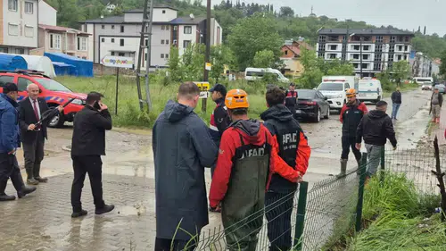Bartın'da sağanak felaketi 32 kişi sular altından son anda kurtarıldı