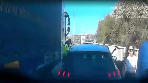 Çeşme otoyolunda arıza müdahalesi faciaya dönüyordu