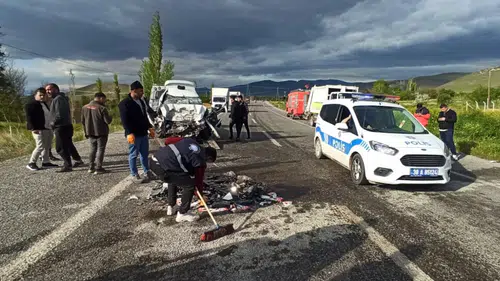 Kayseri Yahyalı yolunda kaza 29 yaşındaki genç hayatını kaybetti