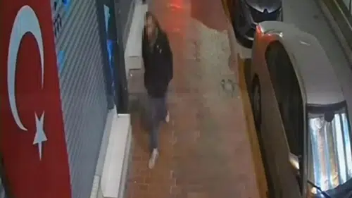 Kuşadası'nda bayrak indiren kişiye adli kontrol kararı