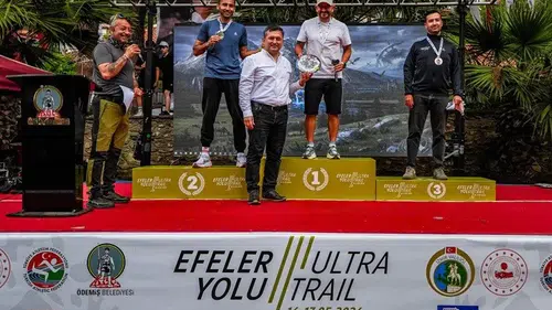 İzmir’de zorlu doğa yarışı tamamlandı