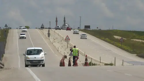 Kırşehir yollarında bayram yoğunluğu için sıkı önlemler alındı