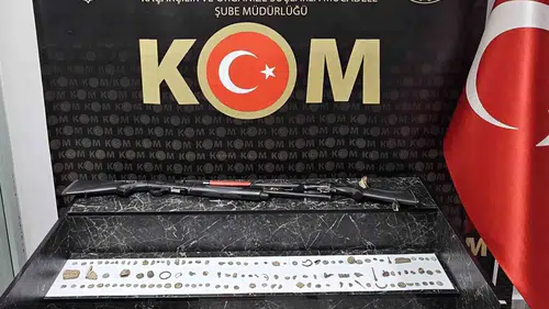 Silopi’de düzenlenen baskında 180 parça tarihi eser bulundu