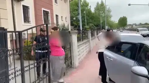 Sakarya’da evlere giren hırsızlık şüphelisi iki kadın yakalandı