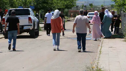 Diyarbakırda bayram sabahı mezarlık yolları kilitlendi