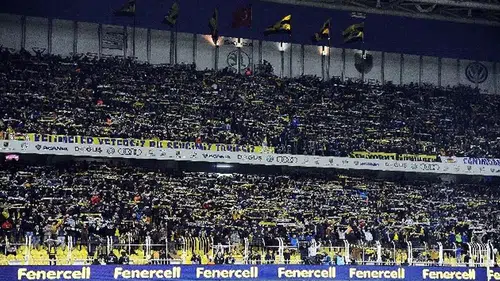 Fenerbahçe'den taraftara büyük jest: Tribünler kadın ve gençlere açılıyor
