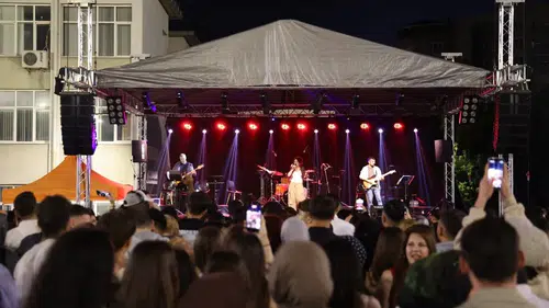 Zonguldak’ta gençlik şöleni BEUN kampüsünde final coşkusu