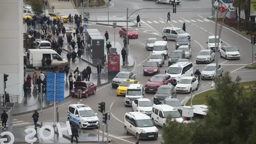 Samsun yollarında araç yoğunluğu hızla tırmanıyor