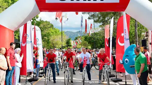 Denizli’de 19 Mayıs coşkusu pedallara yansıdı