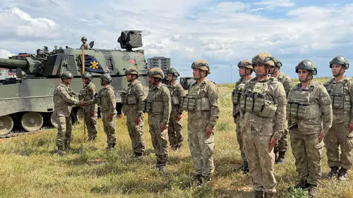 Tekirdağ'da Mehmetçik bayramı kışlada karşıladı