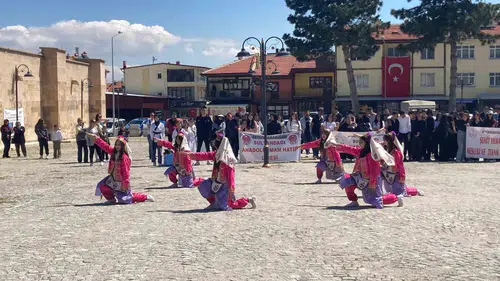 Sultandağı gençleri 19 Mayıs ruhunu meydanlara taşıdı