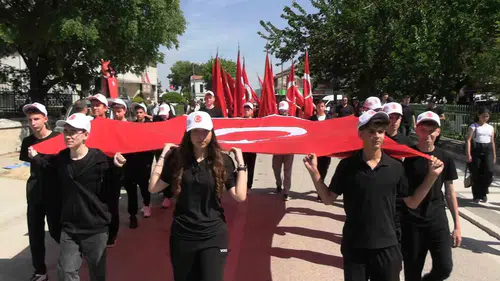 Edirne 19 Mayıs için sokaklara döküldü