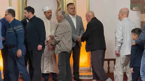 Muğla’da bayram namazı sonrası samimi buluşma