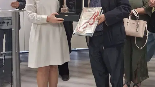 İzmir Bienali’nde ödül Ege Üniversitesi’ne gitti
