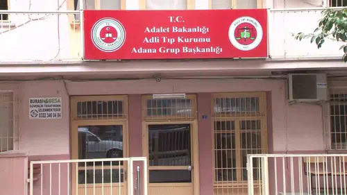 Adana Seyhan’da sokak ortasında silahlı infaz