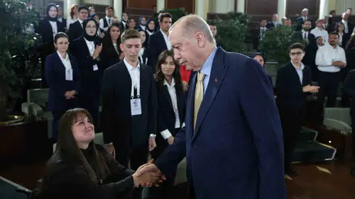 Erdoğan gençlerle Külliye’de buluştu