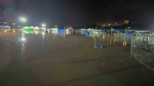 Dörtyol’da sel suları hayvan pazarını bastı