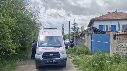 Çorumda yalnız yaşayan adam evinde cansız bulundu