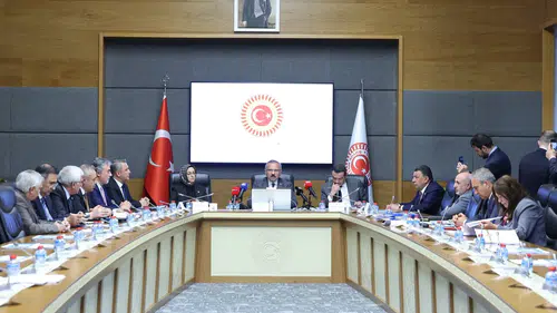 TBMM okullardaki şiddeti yerinde incelemek için sahaya iniyor