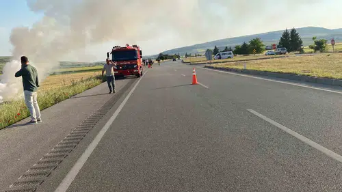Kilis yolunda otomobil tarlaya uçtu 7 yaralı