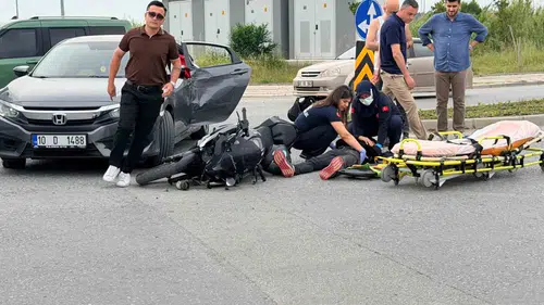 Antalya Manavgat'ta trafik kazası 4 aylık bebek ve sürücü yaralandı