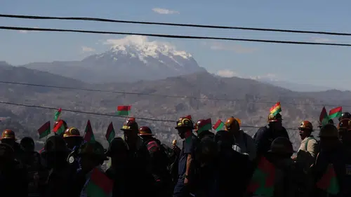Bolivya’da madenciler yönetime karşı sokaklara indi